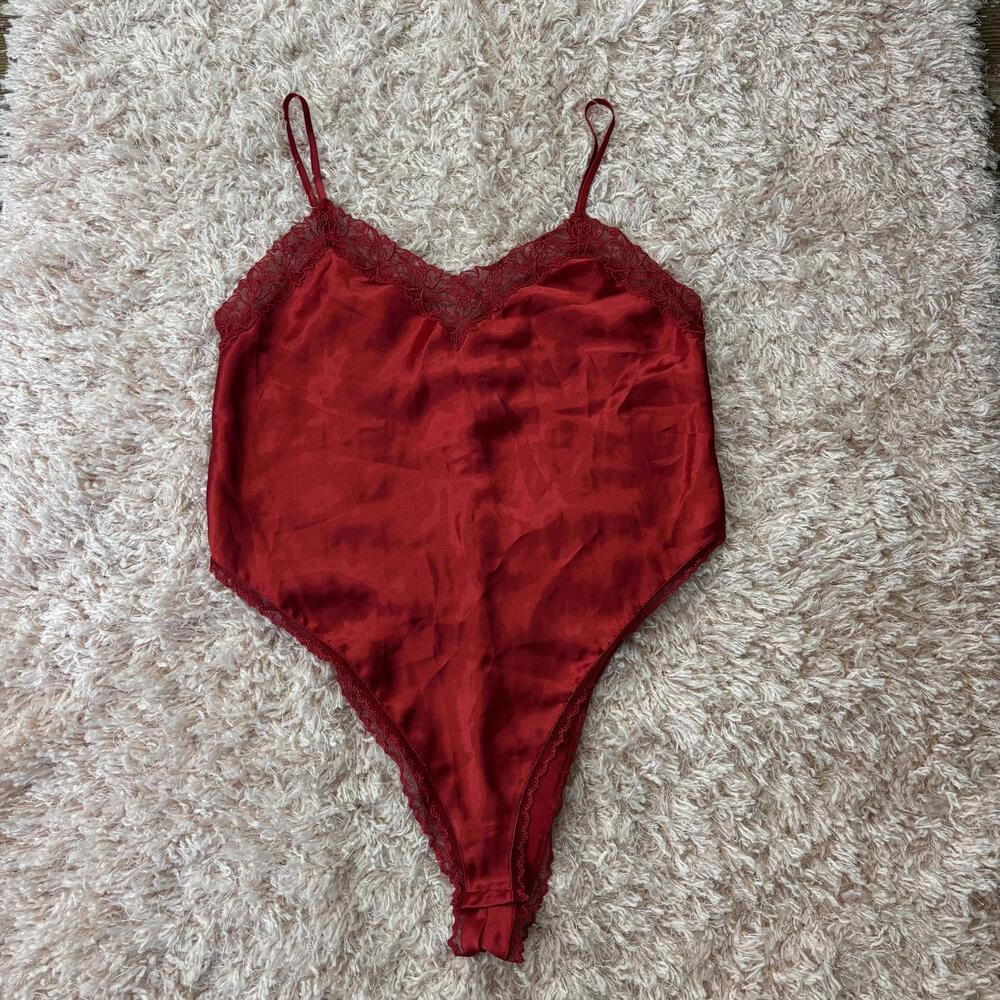 Vtg Victoria’s Secret gold label teddy lingerie
